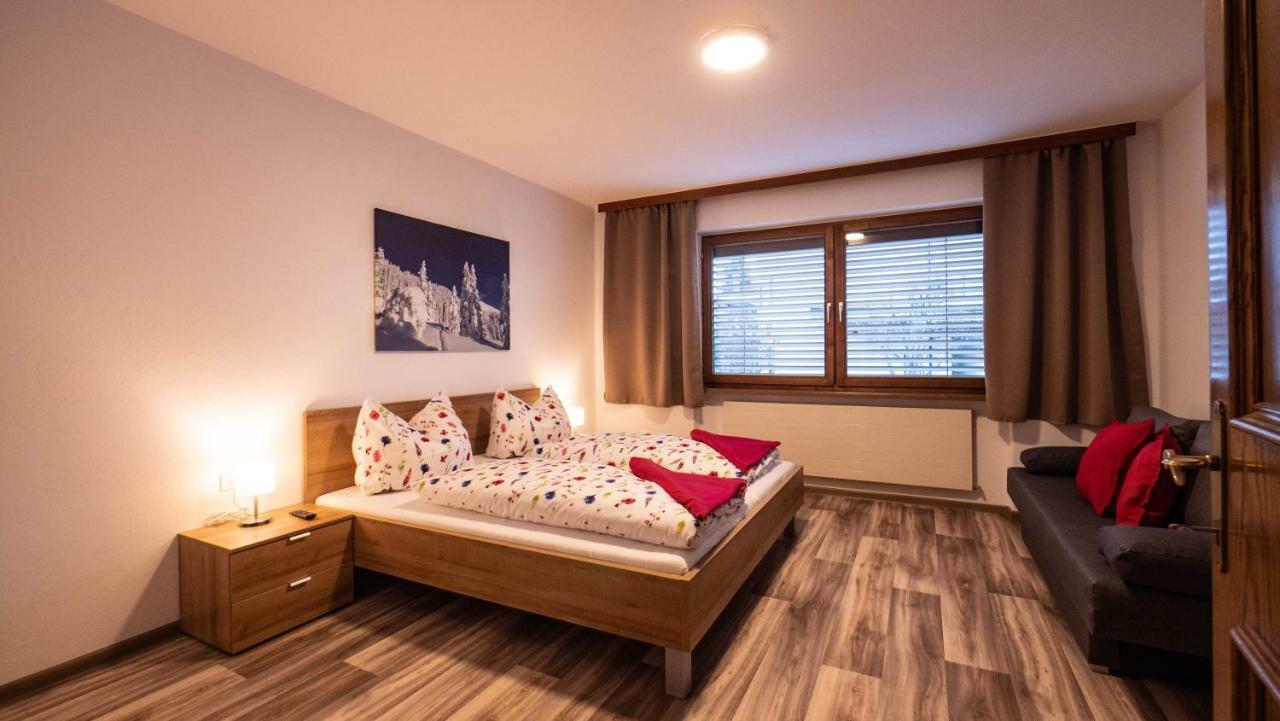 Ferienhaus Krismer Fuegen Luaran gambar